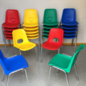 Sedie impilabili per aule scolastiche, collettività,ambienti didattici innovativi.